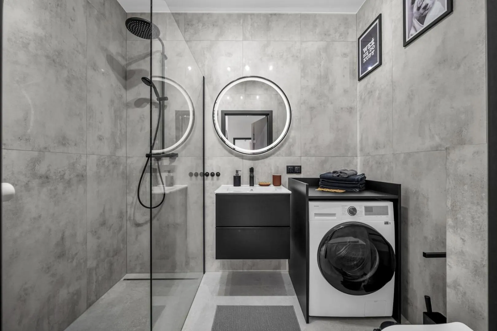 Warsaw Praga - Modern Apt, Parking, Near River - By Rentujemy Apartment