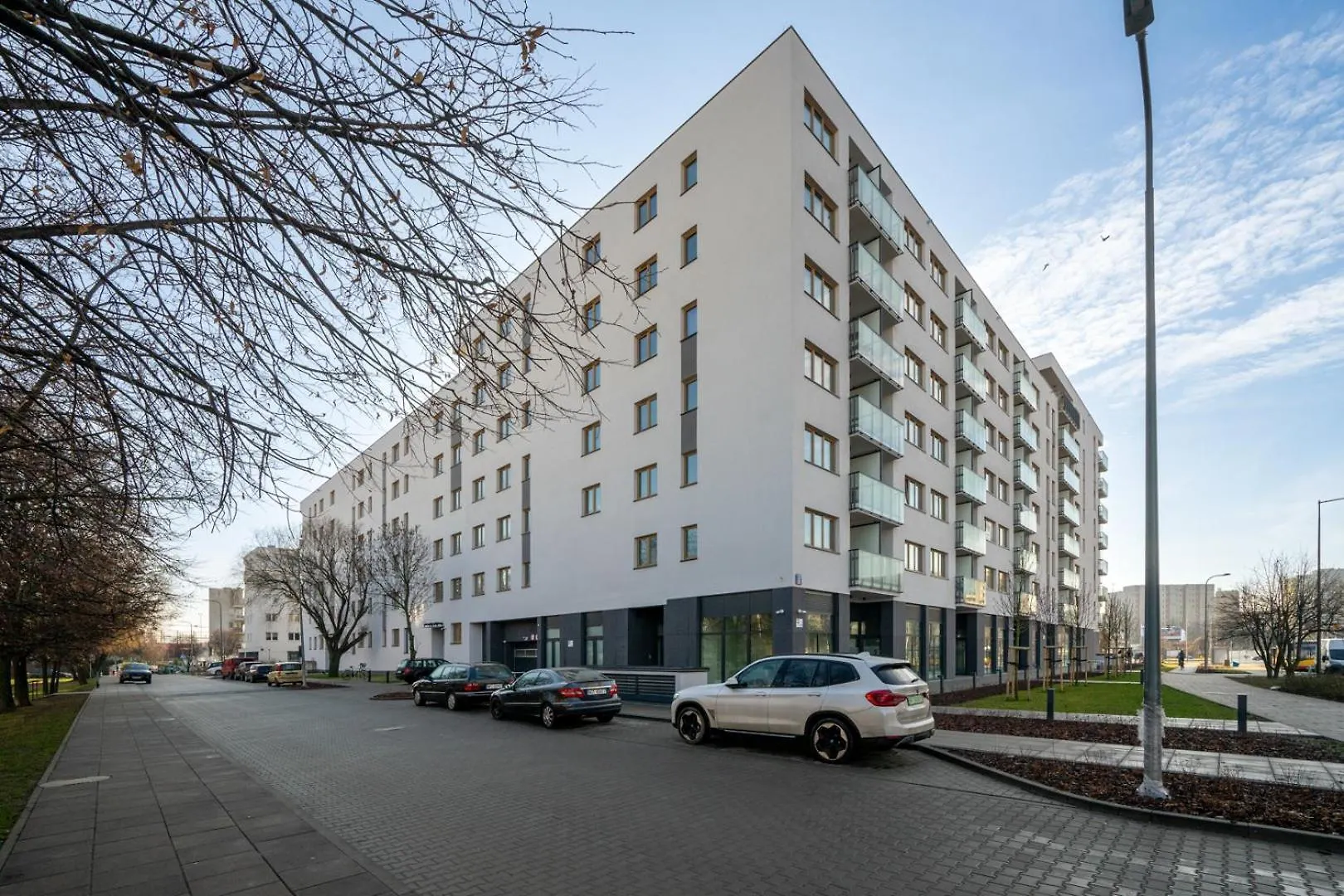 Warsaw Praga - Modern Apt, Parking, Near River - By Rentujemy