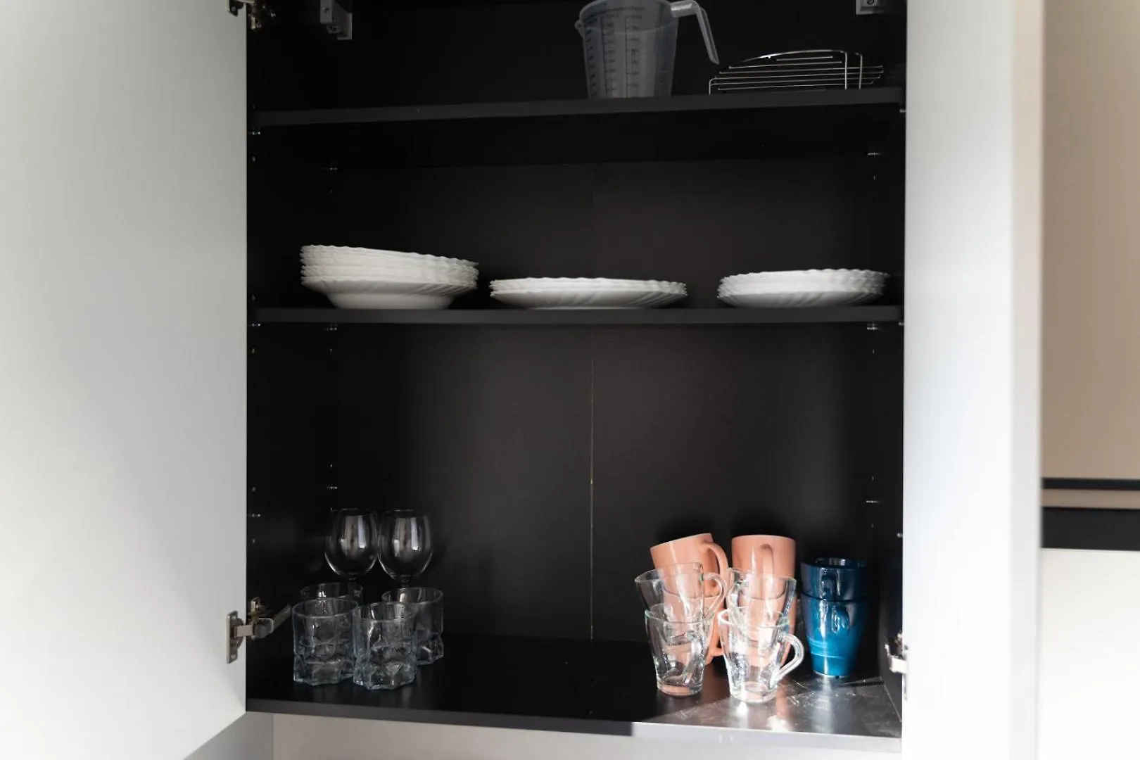 Warsaw Praga - Modern Apt, Parking, Near River - By Rentujemy Apartment