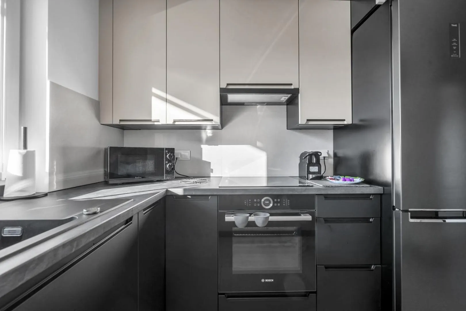 Apartment Warsaw Praga - Modern Apt, Parking, Near River - By Rentujemy